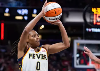 Где смотреть «Фівер» — «Спаркс»: канал, время, прямая трансляция матча WNBA в субботу