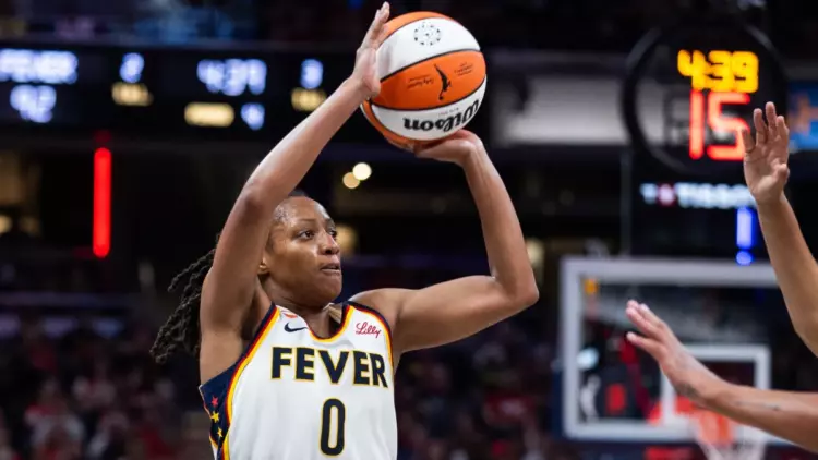 Где смотреть «Фівер» — «Спаркс»: канал, время, прямая трансляция матча WNBA в субботу