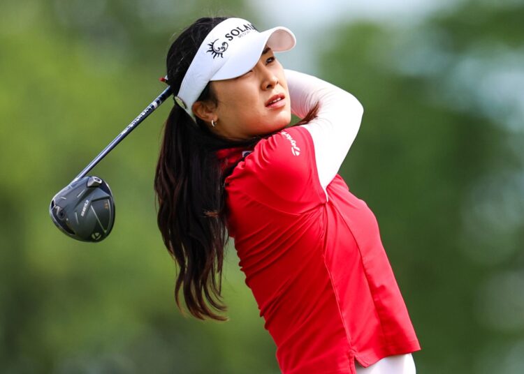 Ина Юн установила рекорд на чемпионате LPGA, выдав 63 удара и лидируя с отрывом в два удара