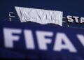 Как FIFA заставила НФЛ прятать логотипы на стадионах — и что из этого вышло