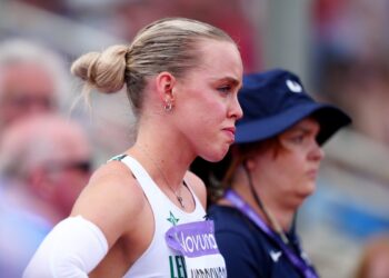 Кили Ходжкинсон снялась с финала на 400 м на чемпионате Великобритании за минуту до старта