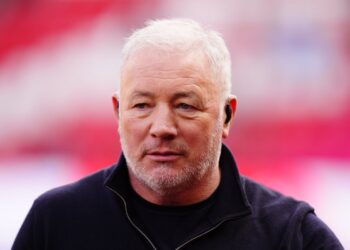 Кто будет комментировать ЧМ-2026 на британском ТВ: звёздный состав BBC и ITV