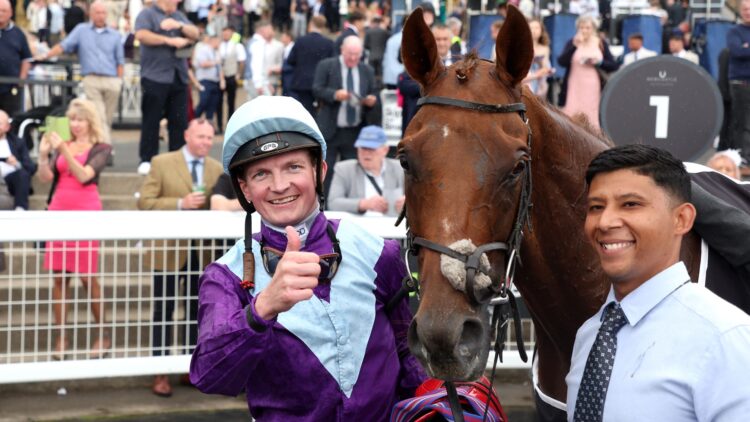 Spirit Mixer попробует отстоять титул на Northumberland Plate в Ньюкасле