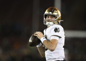2026 College Football Playoff: Нотр-Дам — главный фаворит по версии букмекеров