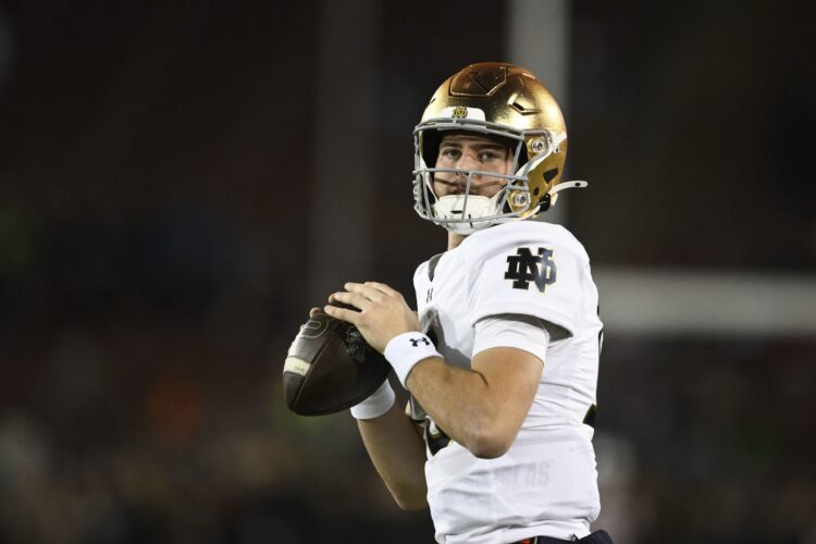 2026 College Football Playoff: Нотр-Дам — главный фаворит по версии букмекеров