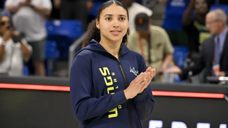 Ацци Фадд блистает на Уикенде всех звезд WNBA и входит в историю