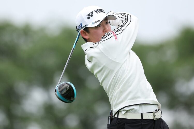 Аки Иваи вырвалась в лидеры на Evian Championship, Корда отстаёт на 11 ударов