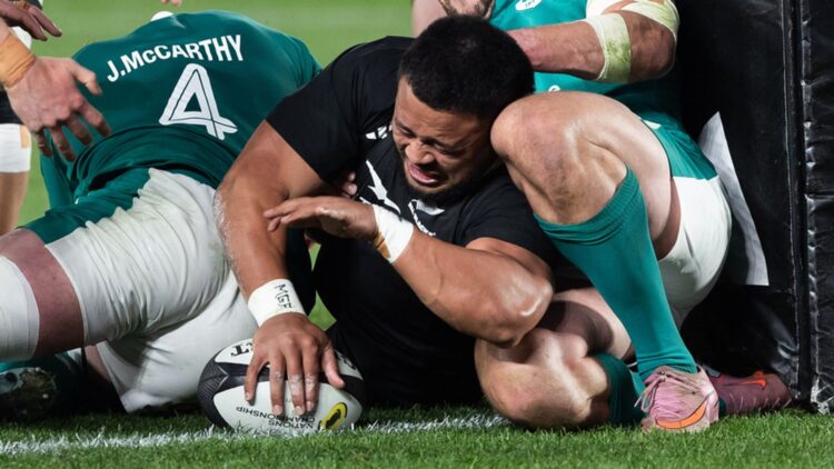 «All Blacks» уничтожили Ирландию в Окленде: 40-21 в матче Nations Championship