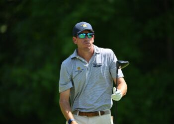 Бен Коулз захватил лидерство на 3M Open: 62 удара, ни одного богги