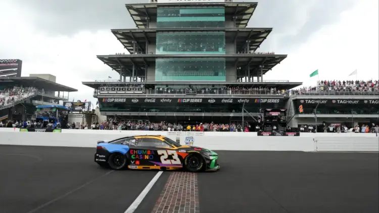 Brickyard 400-2026: где покажут главную гонку NASCAR в Индианаполисе