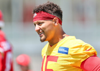Chiefs Star QB Patrick Mahomes Cleared For Practice Ahead Of Training Camp