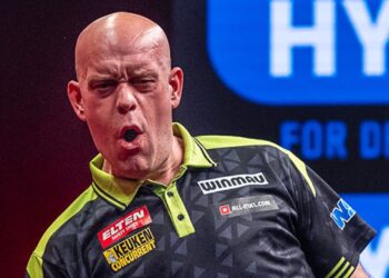Действующий чемпион Эспинолл узнал соперника на European Darts Open