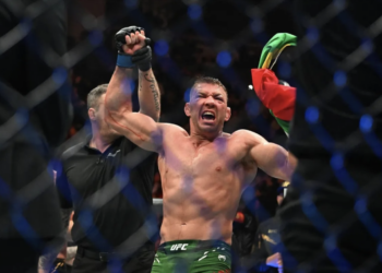 Дрикус Дю Плесси против Камару Усмана: ставки на UFC Fight Night в Оклахоме