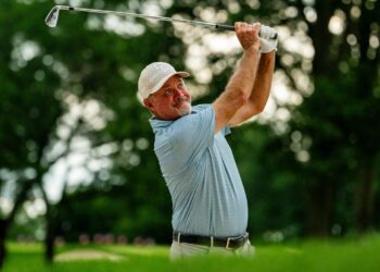 Джерри Келли выиграл Senior Open, решив исход бункерным ударом