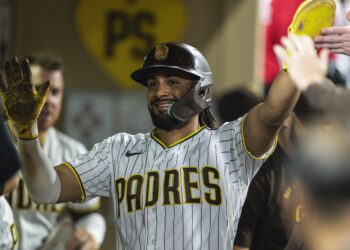 Фернандо Татис‑младший и Йордан Альварес – герои дня в MLB