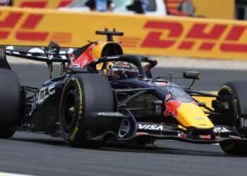 Ферстаппен удивил всех в первой практике в Спа: Mercedes откровенно разочаровал