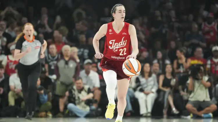 «ФИ» и «Коннектикут»: где смотреть матч WNBA с Кейтлин Кларк
