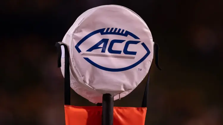 Где смотреть ACC Football Kickoff-2026: расписание пресс-конференций и трансляции