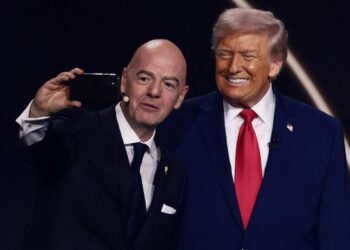 Инфантино грозит жалоба из-за звонка Трампа по делу Балоуна