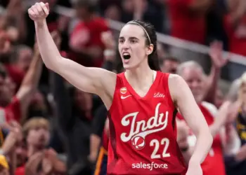 Кейтлин Кларк повторила достижение легенды WNBA