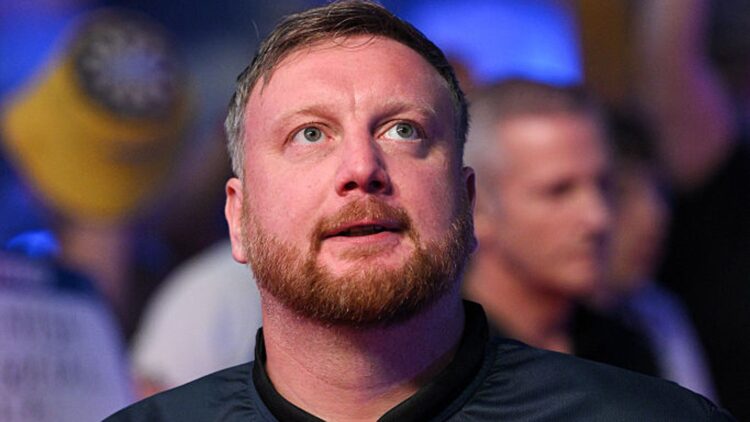 Кэмерон Мензис потерял сознание во время матча World Matchplay в Блэкпуле