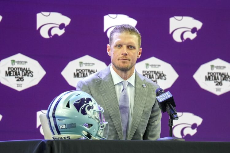 Коллин Кляйн официально возглавил футбольную программу Kansas State