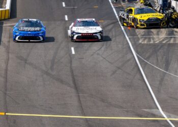 Кори Хейм сенсационно выиграл Brickyard 400