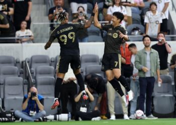 LAFC разнесли «Спортинг КС» 4:0 – дубль Буанга