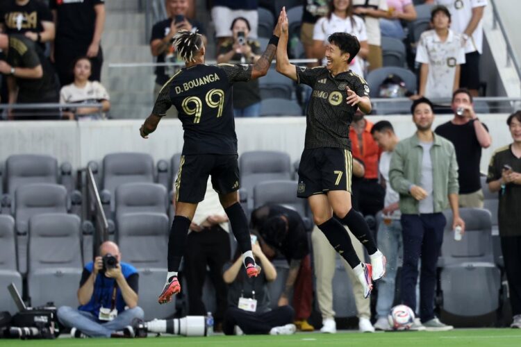 LAFC разнесли «Спортинг КС» 4:0 – дубль Буанга