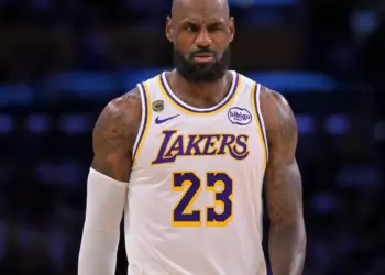 ЛеBron James назвал своего главного вдохновителя — и это не Майкл Джордан