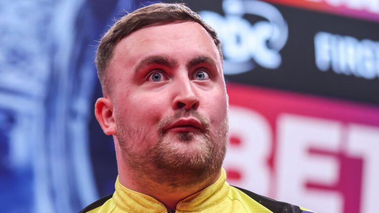 Люк Литтлер не заметил Дирка ван Дуйвенбоде в полуфинале World Matchplay — 17:5. Теперь в решающем матче его ждёт Гервин Прайс.