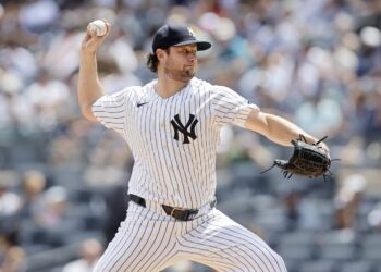 «Метс» наколотили 14 очков «Брэйвз»: обзор MLB и анонс WNBA