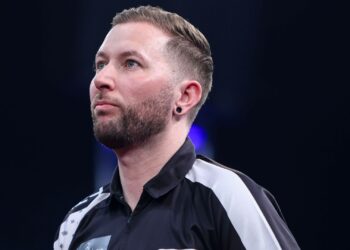 Нопперт рассказал о травле в соцсетях после поражения на European Darts Open