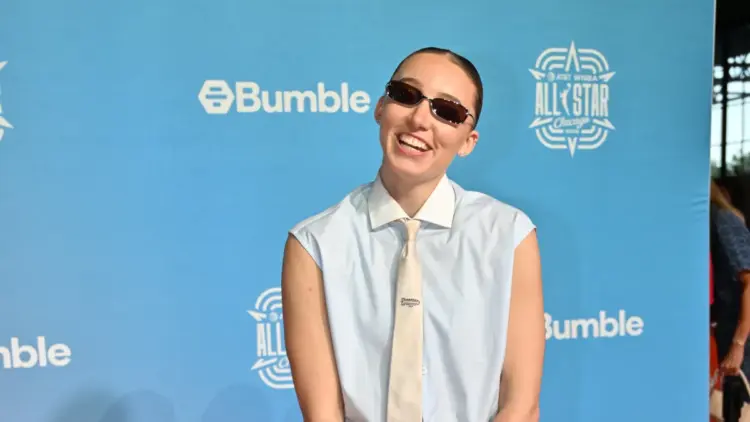 Paige Bueckers turns heads with WNBA All-Star orange carpet look
