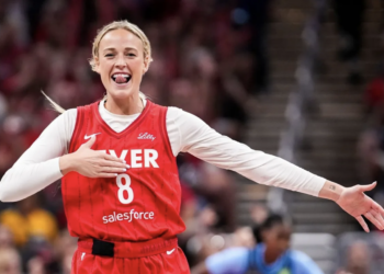 Почему WNBA не даст заработать на вирусном моменте Софи Каннингем