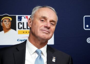 Роб Манфред раскритиковал заявление MLBPA о «извращённой» рекламе в новом CBA