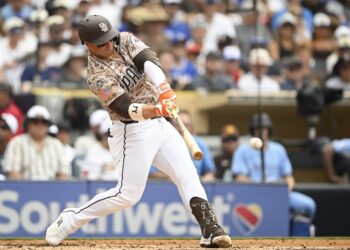 «Сан-Диего» вырвал победу у «Торонто» в восьмом иннинге: драма на Petco Park