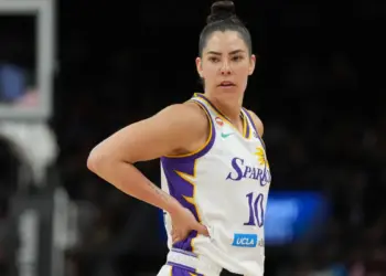 Слухи WNBA: Плам, Томас и Огунбовале — главные кандидаты на обмен