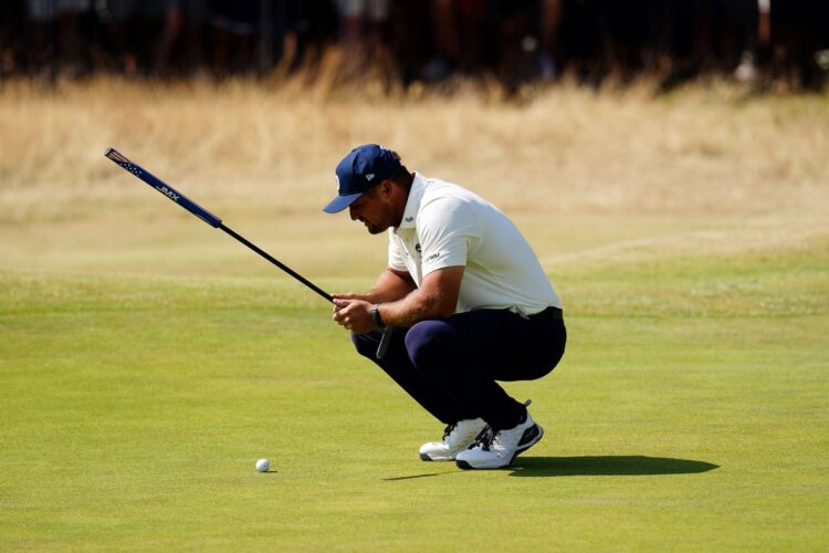 Стратегия Дешамбо: Брайсон подбирается к лидеру British Open