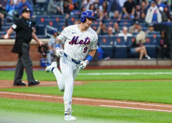 Тайлер Толберт повторяет рекорд MLB: 12 выходов подряд с хитами