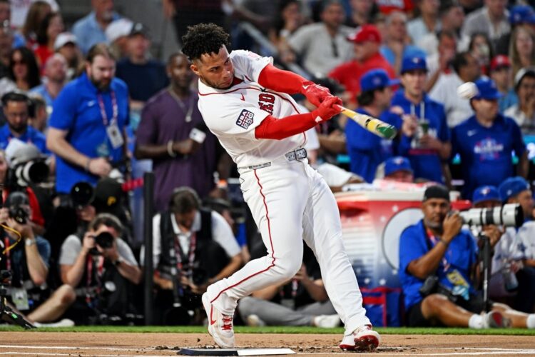 Уиллсон Контрерас и Джордан Уокер лидируют после первого раунда Home Run Derby
