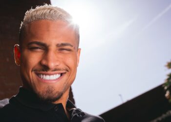 Выжигатель» Жоао Гомеш: зачем «Астон Вилле» опорник из «Вулверхэмптона
