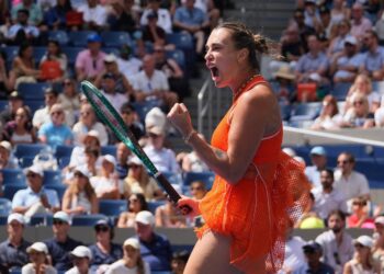 Aryna Sabalenka opens US Open title defense with win