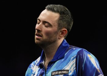 Хамфрис разгромно уступил ван Дёйвенбоде и вылетел с Hungarian Darts Trophy