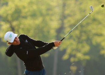 Хоакин Ниманн выиграл LIV Golf New York от старта до финиша