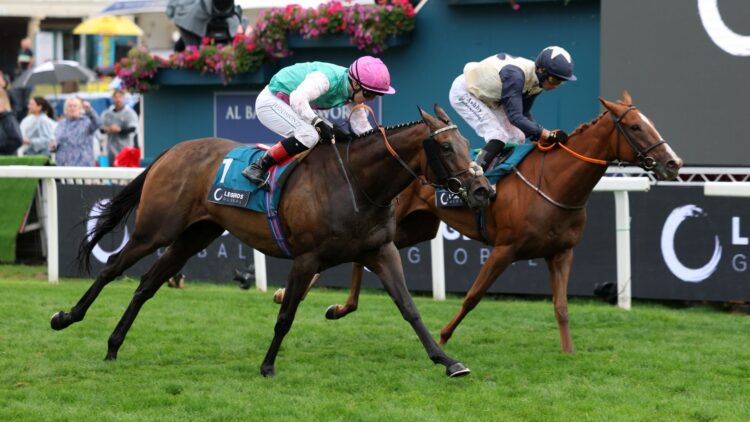 Калпана выиграла Yorkshire Oaks, удержав атаку Спаран Нуа