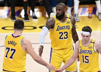 Lakers’ Austin Reaves gets major warning without LeBron James as production could decline
