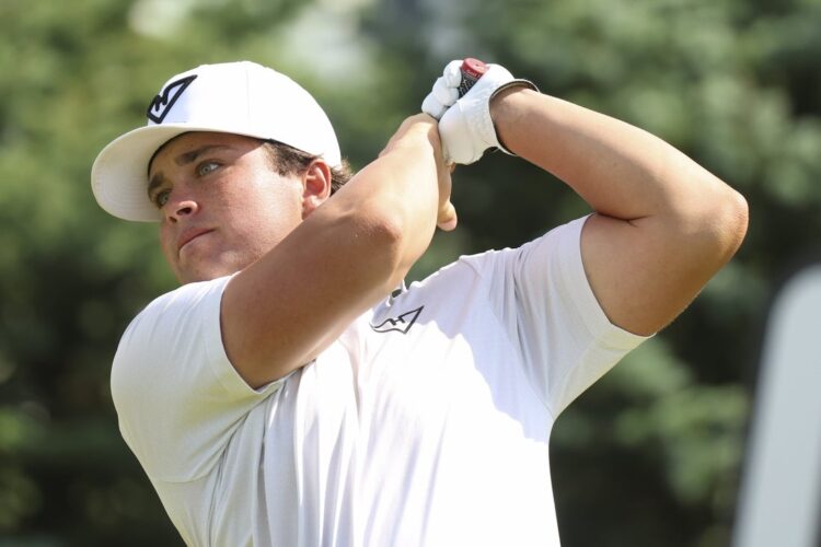 Майкл Ла Сассо лидирует на LIV Golf Indianapolis после трёх раундов