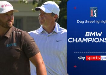 Макилрой в пяти ударах от лидера Кларка на BMW Championship