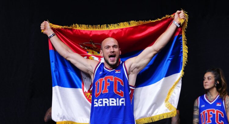 Первый турнир UFC в Белграде возглавят Медич и Родригес